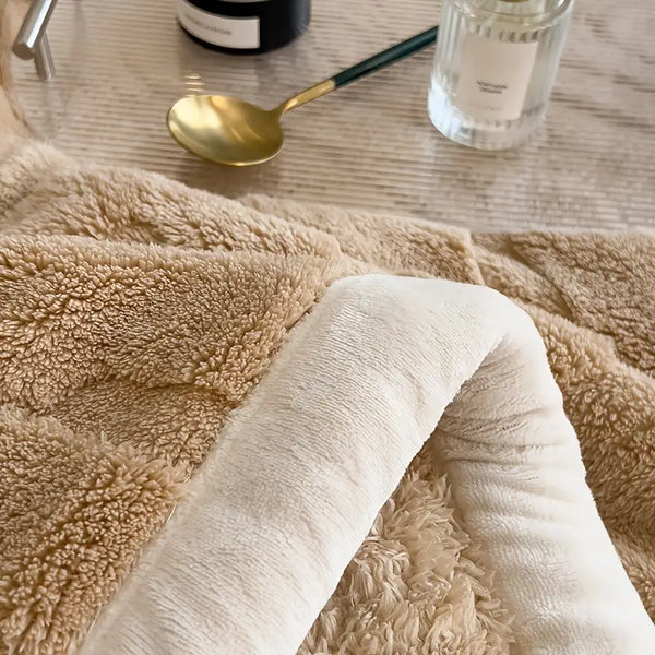 Mora - Edredom Cobertor Grosso Aconchegante Textura de Lã + BRINDE